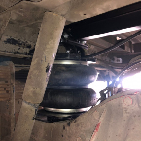 Задняя пневмоподвеска на Dong Feng Z55