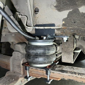 Передняя пневмоподвеска Isuzu Elf Elf 3.5, 5.5, NM