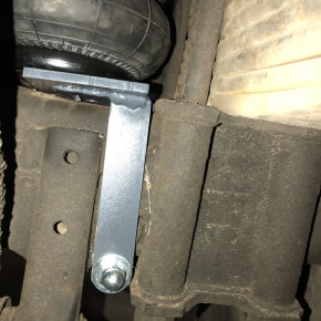 Пневмоподвеска на заднюю ось Isuzu NQR 75