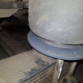 Пневмоподвеска на переднюю ось JAC N-80