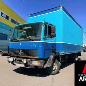 Установка комплекта вспомогательной пневмоподвески на Mercedes 814