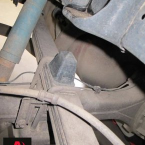 Задний мост с рессорами Toyota Tundra