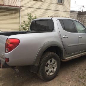Усиленные рессоры на Mitsubishi L200 или пневмоподвеска
