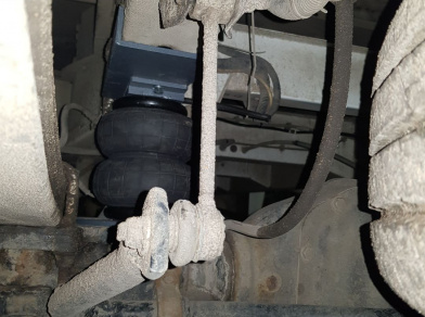 Рис. 13 Наши проекты: Пневмоподвеска на Renault Master для грузоподъемности - Этапы установки