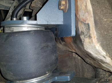 Рис. 13 Наши проекты: Установка дополнительной передней пневмоподвески ﻿Iveco Daily 35C