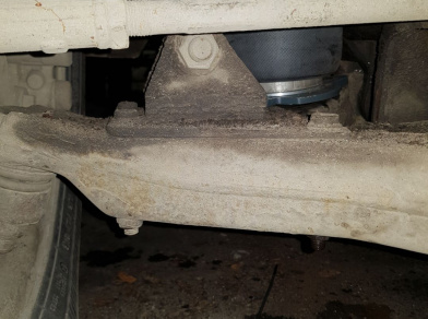 Рис. 11 Наши проекты: Установка дополнительной передней пневмоподвески ﻿Iveco Daily 35C