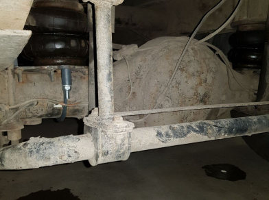 Рис. 3 Наши проекты: Установка задней пневмоподвески ﻿Dodge Caravan