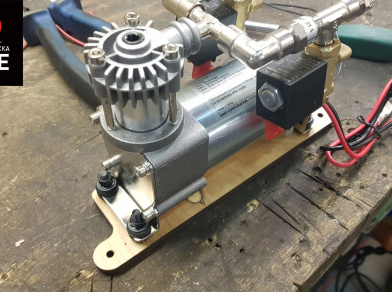 Рис. 8 Наши проекты: Пневмоподвеска на ﻿Peugeot Boxer для грузоподъемности - Этапы установки