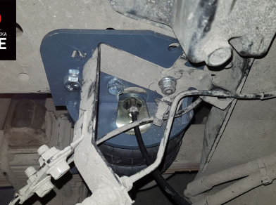 Рис. 14 Наши проекты: Пневмоподвеска на ﻿Mitsubishi Canter - Этапы установки