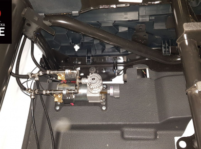 Рис. 3 Наши проекты: Пневмоподвеска на ﻿Ford Transit RWD доработка пневмоподвески - Этапы установки