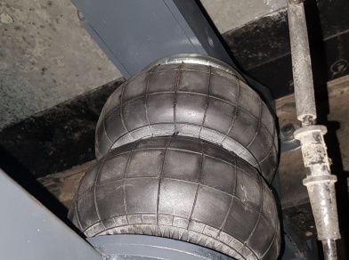 Рис. 5 Наши проекты: Пневмоподвеска на ﻿Hyundai HD 35 для комфорта - Этапы установки