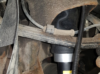 Рис. 21 Наши проекты: Пневмоподвеска на ﻿GMC Savanna 2500 - Этапы установки