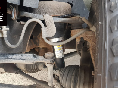 Рис. 9 Наши проекты: Пневмоподвеска на ﻿GMC Savanna 2500 - Этапы установки