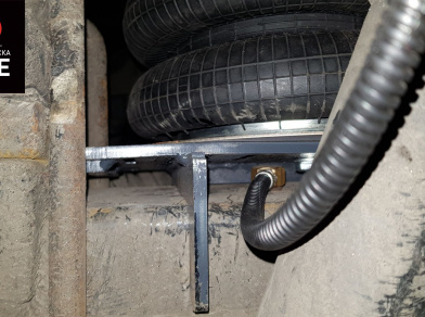 Рис. 10 Наши проекты: Пневмоподвеска на ﻿MAN TGL_8_180 - Этапы установки