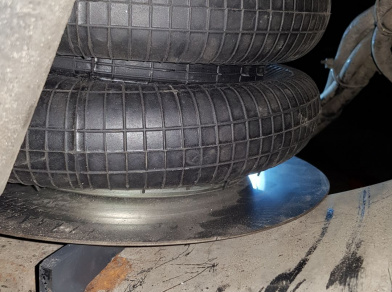 Рис. 17 Наши проекты: Пневмоподвеска на ﻿MAN TGL_8_180 - Этапы установки