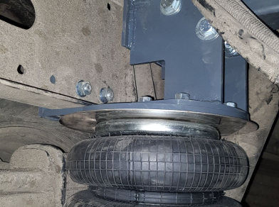 Рис. 28 Наши проекты: Пневмоподвеска на ﻿MAN TGL_8_180 - Этапы установки