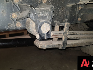 Рис. 8 Наши проекты: Пневмоподвеска на AVIA D120-170 в дополнение к рессорам