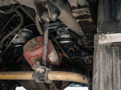 Рис. 5 Наши проекты: Пневмоподушки на DongFeng C80