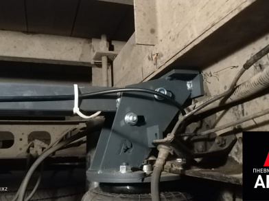 Рис. 1 Наши проекты: Установка задней пневмоподвески на Hino 300