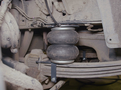 Рис. 12 Наши проекты: Пневмоподвеска Hino 500