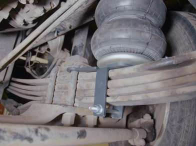 Рис. 14 Наши проекты: Пневмоподвеска Hino 500