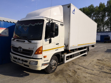 Рис. 1 Наши проекты: Установка вспомогательной пневмоподвески HINO 500