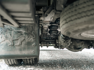 Рис. 4 Наши проекты: Пневмоподвеска на Isuzu Elf EC7