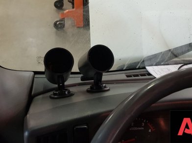 Рис. 9 Наши проекты: Пневмоподвеска на ﻿Isuzu Forward в дополнение к рессорам