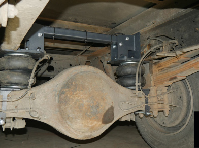 Рис. 1 Наши проекты: Установка пневмоподвески ISUZU NP