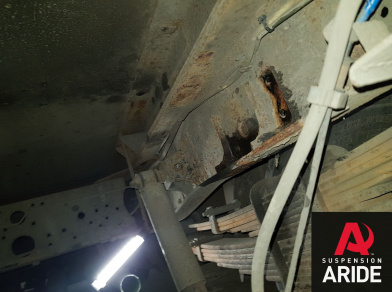 Рис. 7 Наши проекты: Пневмоподвеска на Isuzu NP75 - Этапы установки