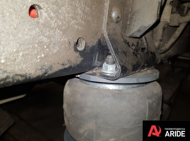 Рис. 9 Наши проекты: Пневмоподвеска на JAC N-80 в дополнение к рессорам