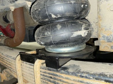 Рис. 13 Наши проекты: Вспомогательная пневмоподвеска JAC N120