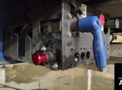 Рис. 5 Наши проекты: Установка подъёмного механизма на полуприцеп Krone