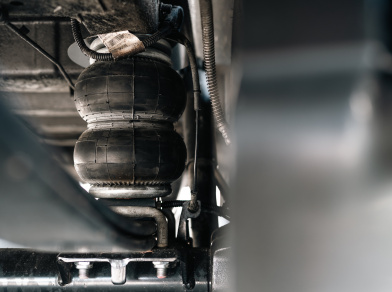 Рис. 5 Наши проекты: Пневмоподвеска на MAXUS V80