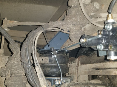 Рис. 7 Наши проекты: Пневмоподвеска на Renault Midlum - Этапы установки