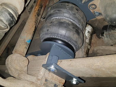 Рис. 4 Наши проекты: Пневмоподвеска на Renault Midlum - Этапы установки