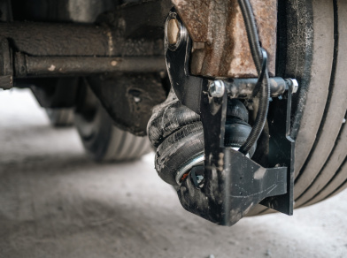 Рис. 4 Наши проекты: Механизм подъёма оси SAF Intra Короба