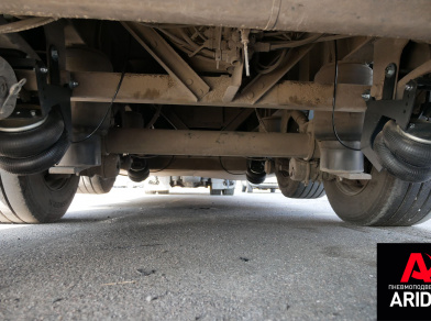 Рис. 5 Наши проекты: Механизм подъема оси SAF на полуприцеп Schmitz