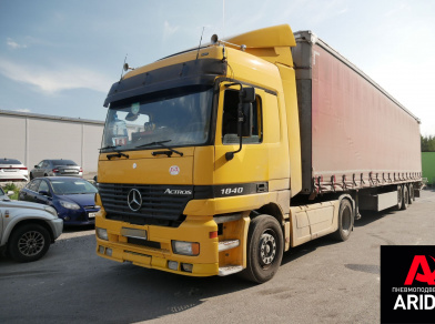 Рис. 1 Наши проекты: Механизм подъема оси SAF на полуприцеп Schmitz