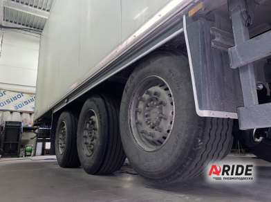 Рис. 3 Наши проекты: Установка механизмов подъема оси для Деловых Линий