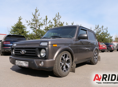 Рис. 1 Наши проекты: Пневмоподвеска на Lada Niva 