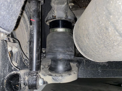 Рис. 4 Наши проекты: Установка задней пневмоподвески Lada Largus