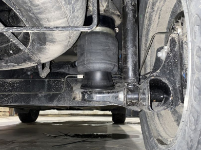 Рис. 5 Наши проекты: Установка задней пневмоподвески Lada Largus