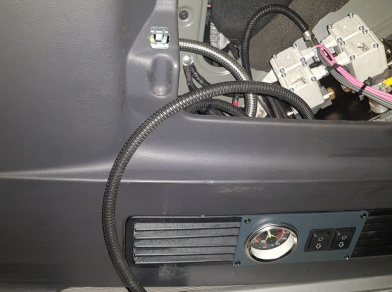 Рис. 5 Наши проекты: Пневмоподвеска на Volkswagen Multivan - Этапы установки