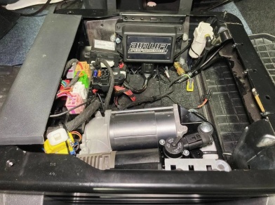 Рис. 8 Наши проекты: Пневмоподвеска VW Multivan