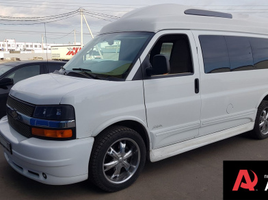 Рис. 1 Наши проекты: Пневмоподвеска на белый Chevrolet Express 1500