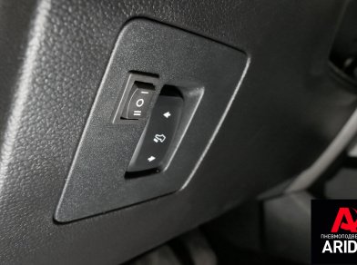 Рис. 9 Наши проекты: Задние пневмоподушки на Форд Раптор Ф150 - установка