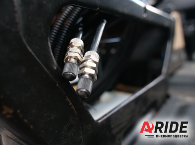 Рис. 6 Наши проекты: Пневмоподвеска на автодом Форд Транзит