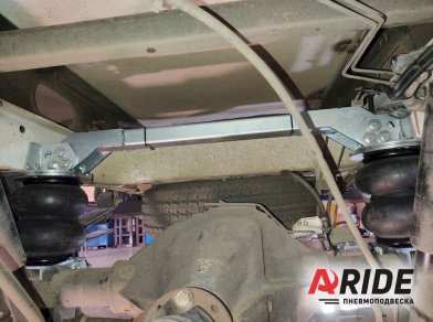 Рис. 2 Наши проекты: Установка пневматических подушек на Ford Transit