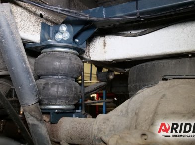 Рис. 3 Наши проекты: Установка пневматической подвески на Ford Transit